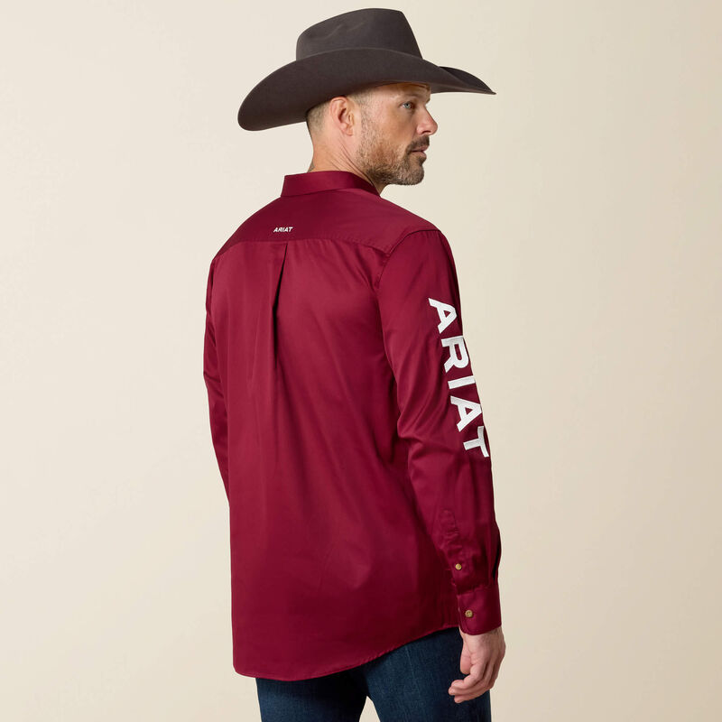Ariat Men - Team Logo Twill Classic Fit Shirt (Burgundy) 10027995