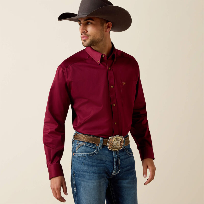 Ariat Men - Solid Twill Classic Fit Shirt (Burgundy) 10012635