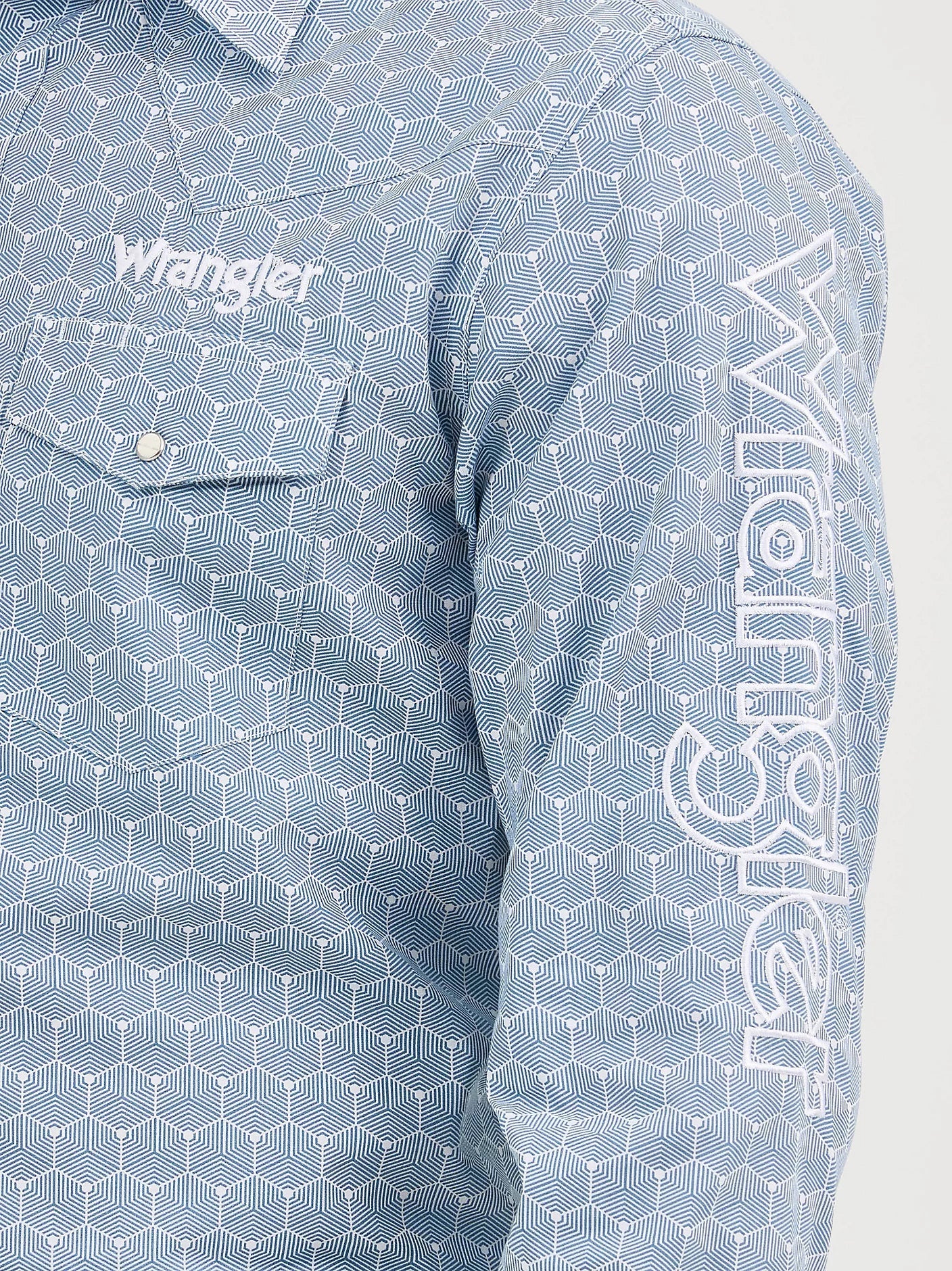 Wrangler Men - Wrangler Logo Snap Shirt (Blue Geo) 112359470
