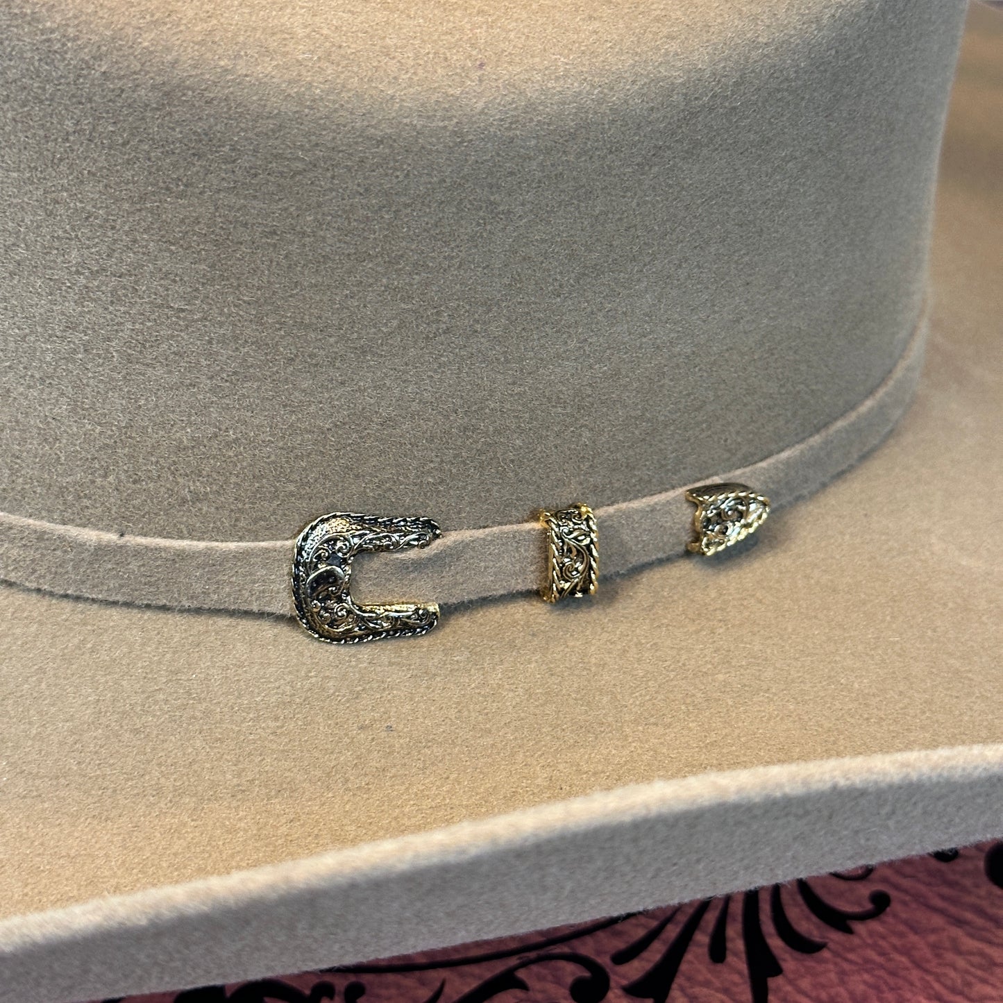 Tombstone - 20x Roper (Nutria) Premium Wool