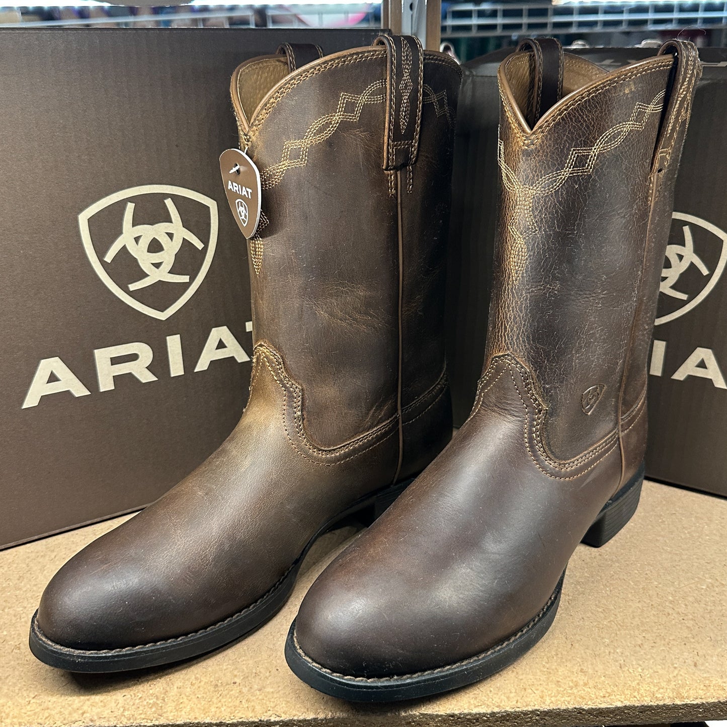 Ariat Women - Heritage Roper (Distressed Brown) 10000797