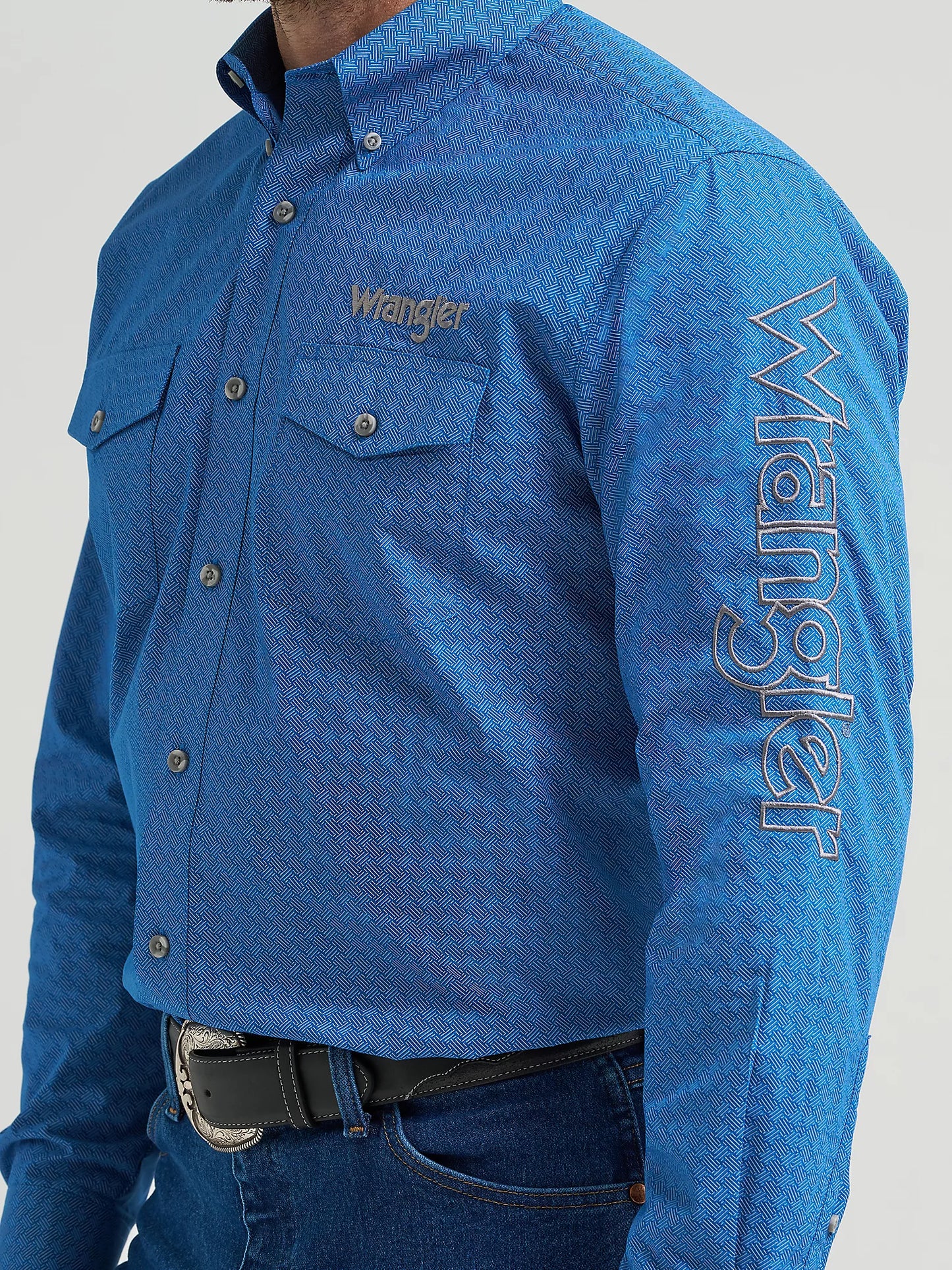 Wrangler Men - Wrangler Logo Button down Shirt (Cerulean Hatch) 112369443