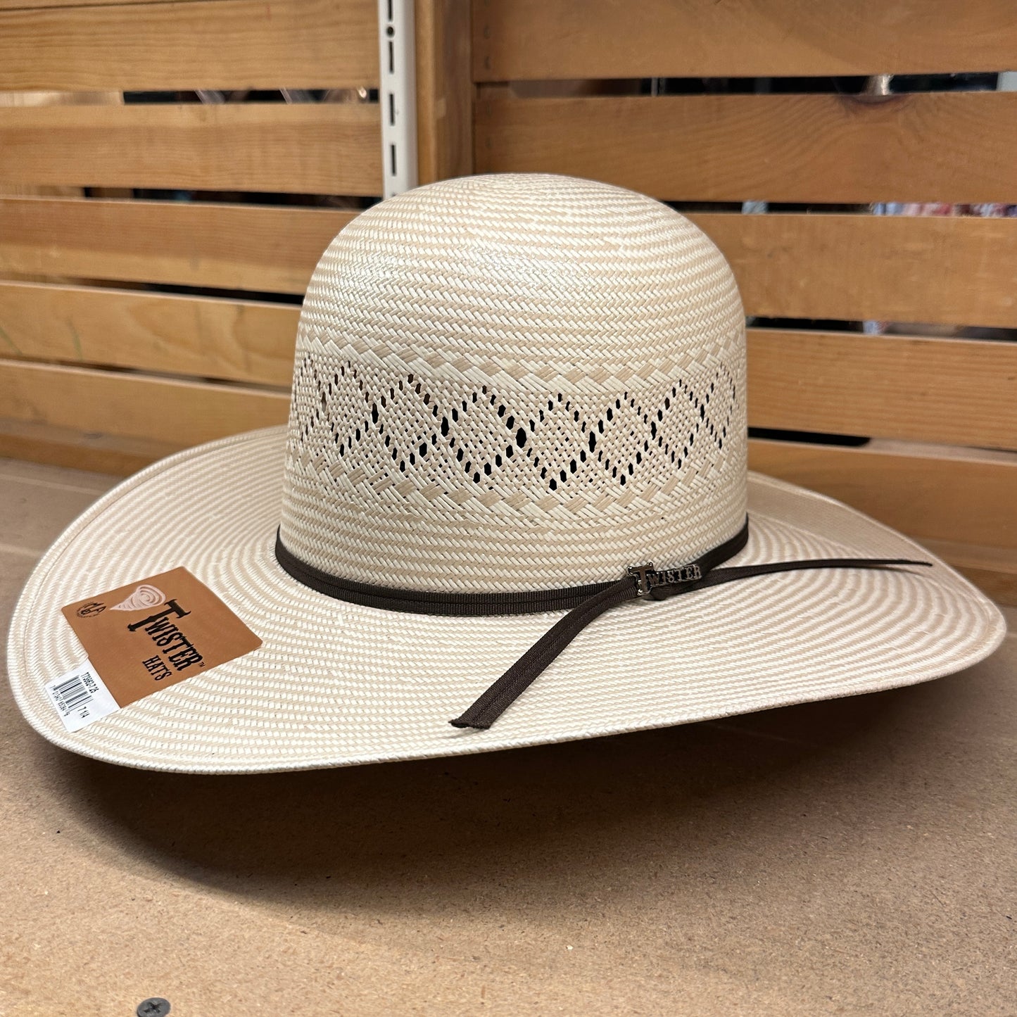 Twister - 20X Shantung Tan (OPEN CROWN) T73862
