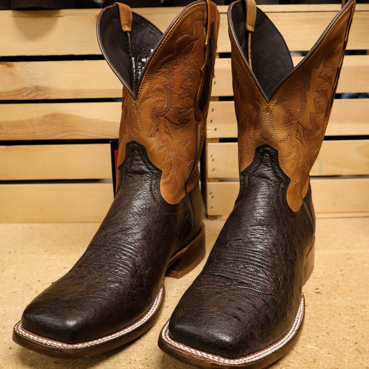 Tony Lama Men - Rancho Smooth Ostrich (Umber) TL5381