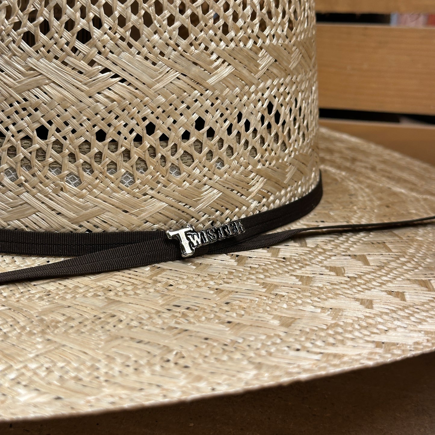 Twister - Sisal Natural (OPEN CROWN) T73179