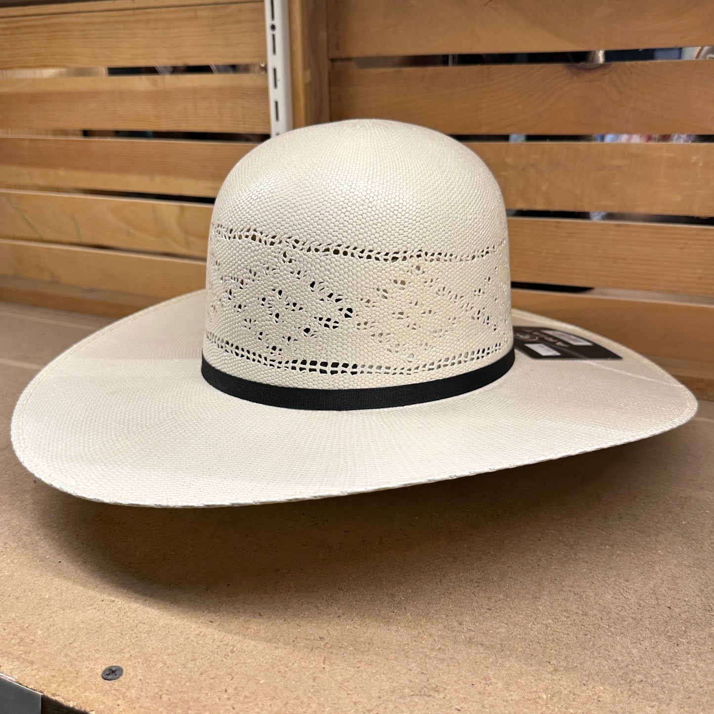 Ariat - Bangora Natural (OPEN CROWN) A73326