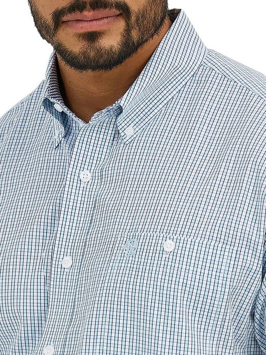 Wrangler Men - George Strait Short Sleeve (Blue Plaid) 112365407