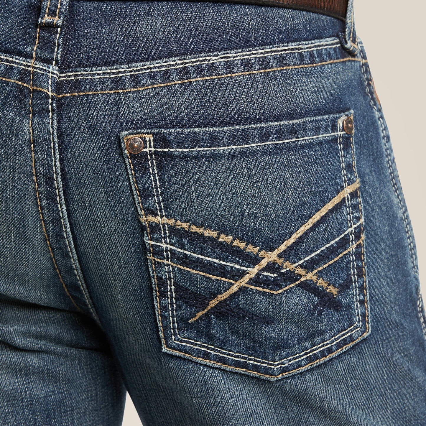 Men Ariat - M5 Straight Leg Jean (Deadrun) 10010842