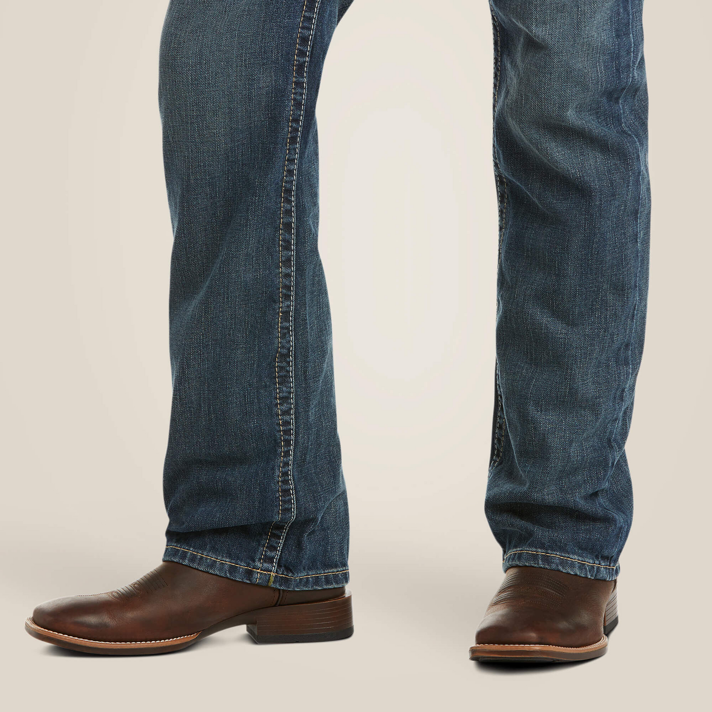 Men Ariat - M5 Straight Leg Jean (Deadrun) 10010842