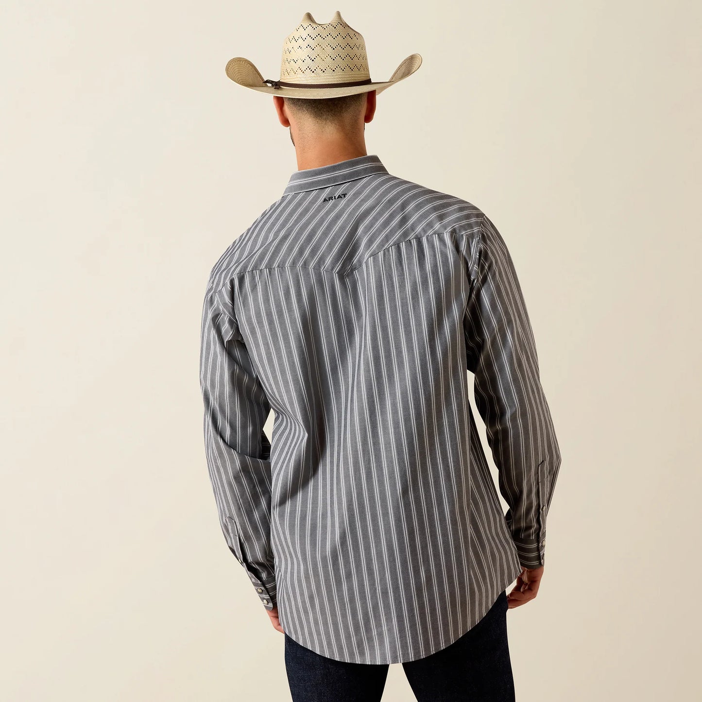 Ariat Men - Classic Fit Snap Shirt (Grey Stripe) 10071725