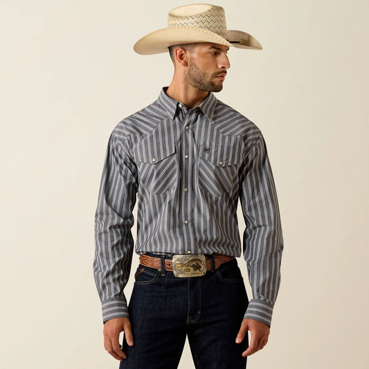Ariat Men - Classic Fit Snap Shirt (Grey Stripe) 10071725